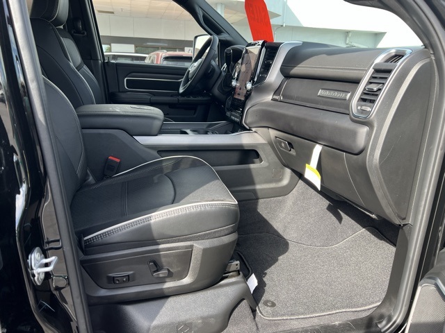2025 Ram 2500 Laramie photo 15
