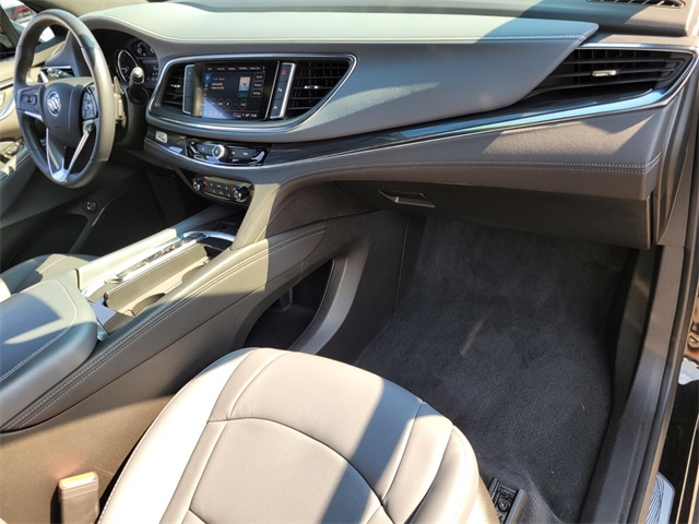 2023 Buick Enclave Essence photo 15