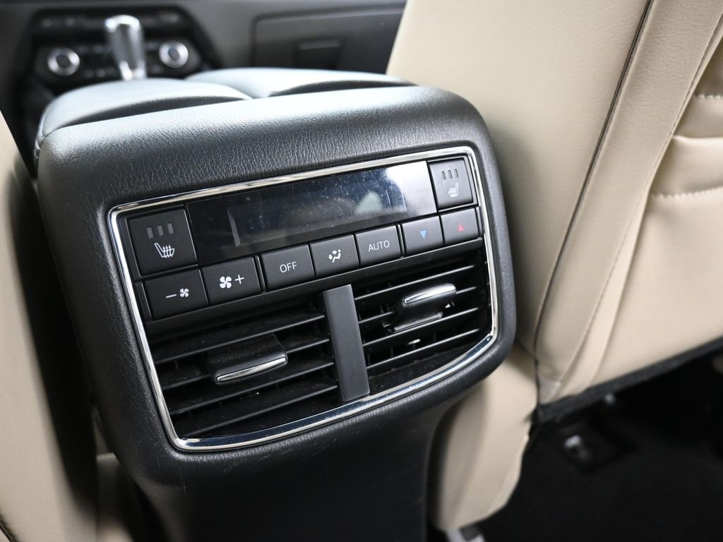 2018 Mazda CX-9 Grand Touring photo 25