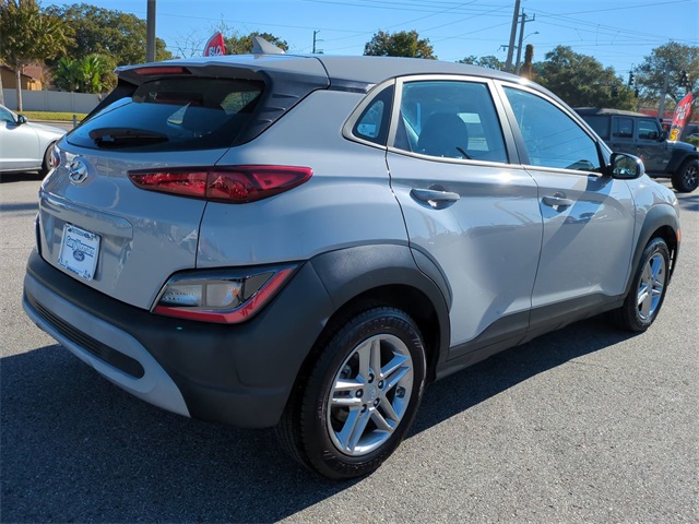 2022 Hyundai Kona SE photo 4