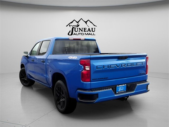 2026 Chevrolet Silverado 1500 Custom photo 3