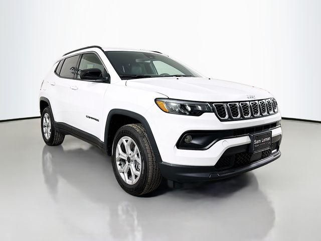 2026 Jeep Compass Latitude's photo