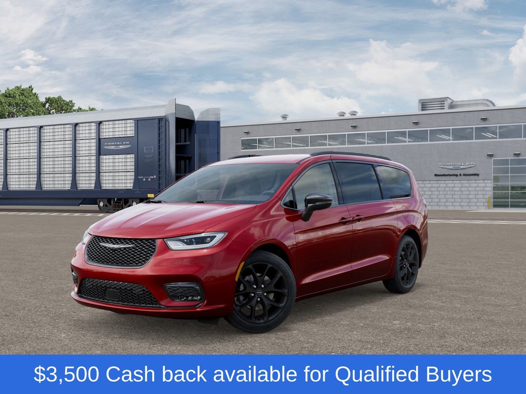 2026 Chrysler Pacifica Select's photo