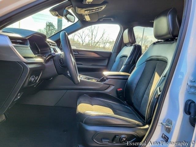 2023 JEEP GRAND CHEROKEE L - Image 8