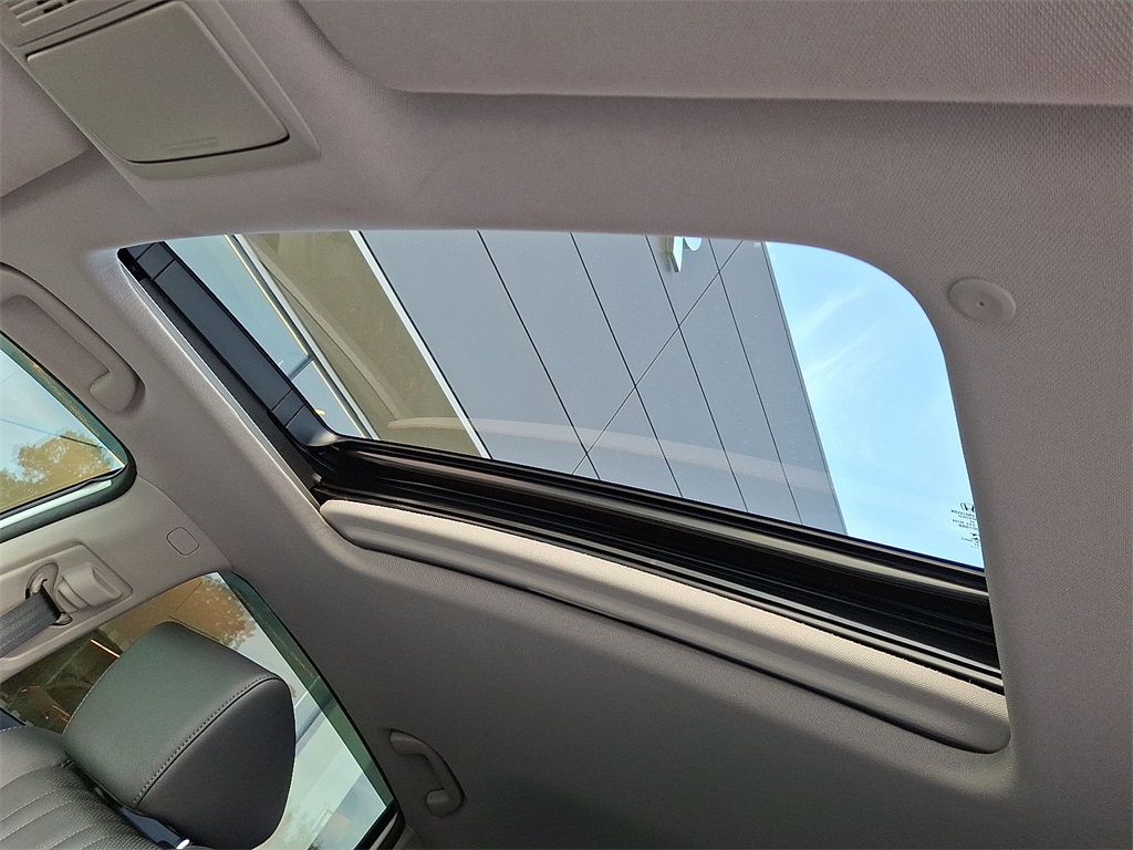 2021 Honda Accord EX-L photo 14