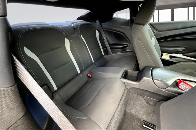 2020 Chevrolet Camaro 1LT photo 28