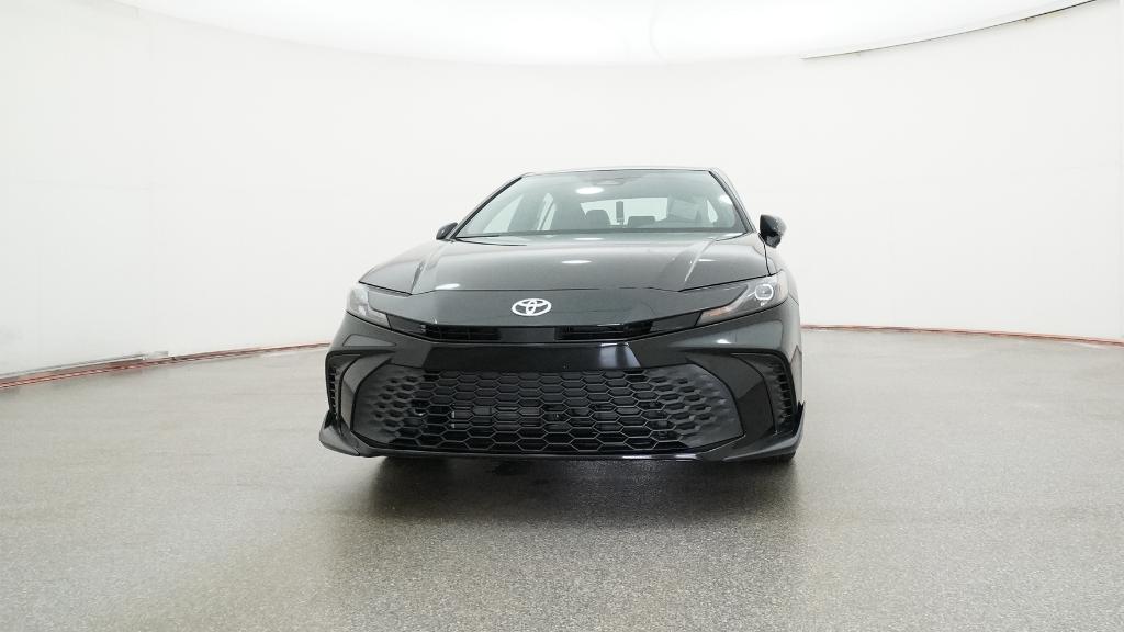 2026 Toyota Camry SE photo 3