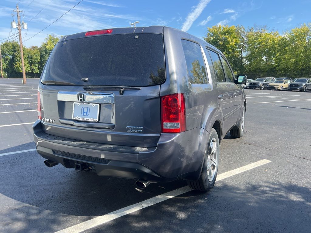 2015 Honda Pilot SE photo 4