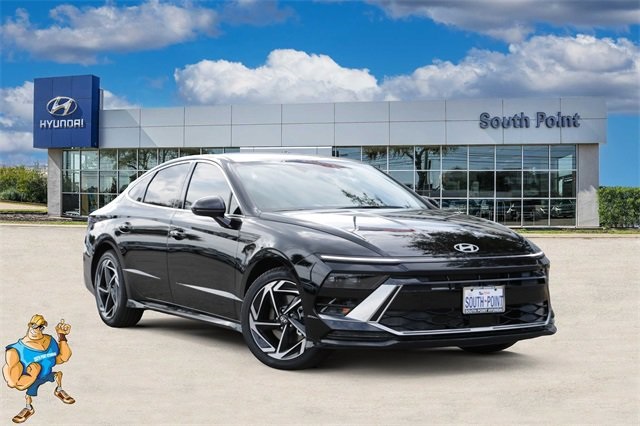2026 Hyundai Sonata SEL's photo
