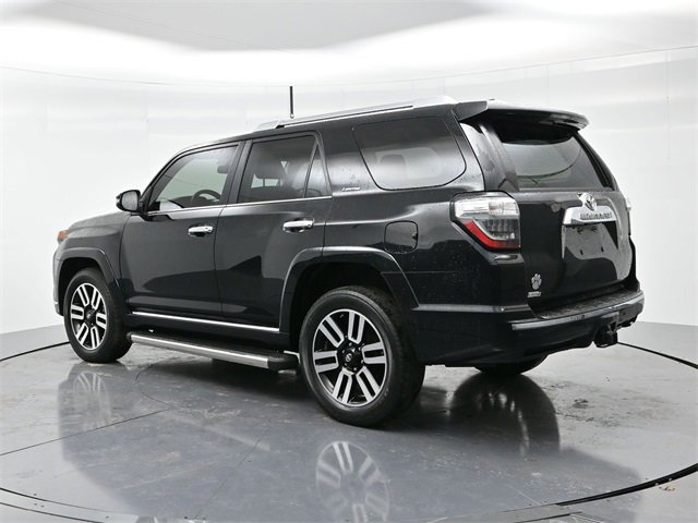 2018 Toyota 4Runner SR5 photo 5