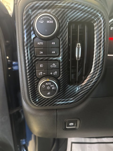 2022 Chevrolet Silverado 1500 High Country photo 8
