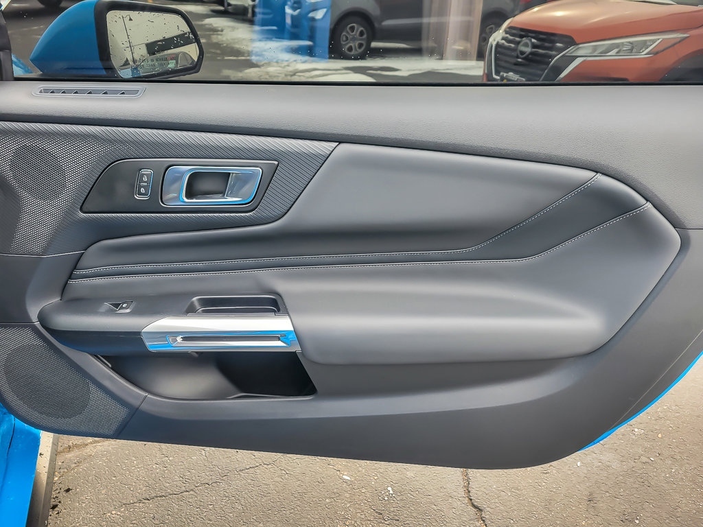 2024 FORD MUSTANG - Image 17