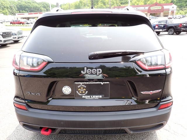 2021 Jeep Cherokee Trailhawk photo 4