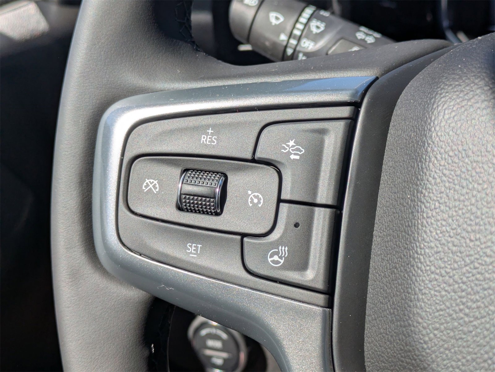 2025 Chevrolet Silverado 1500 LT photo 23