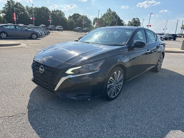 2023 Nissan Altima 2.5 SL photo 3