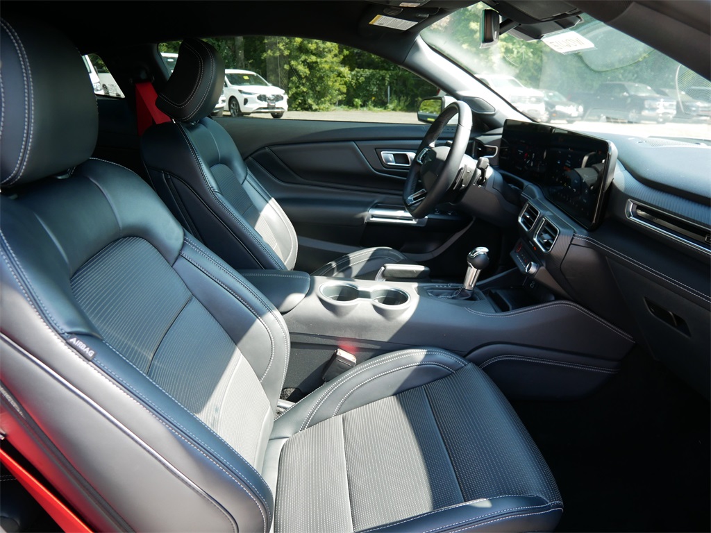 2024 Ford Mustang GT Premium photo 8