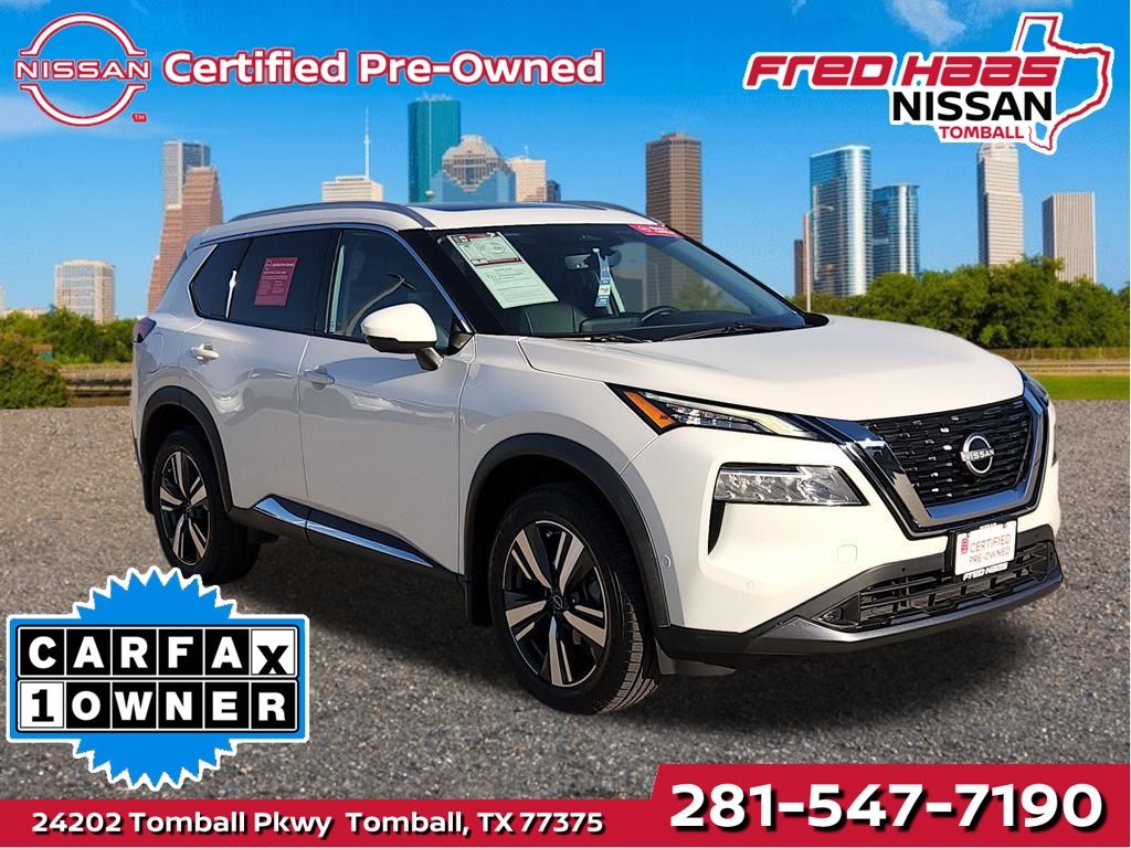 2022 Nissan Rogue SL's photo