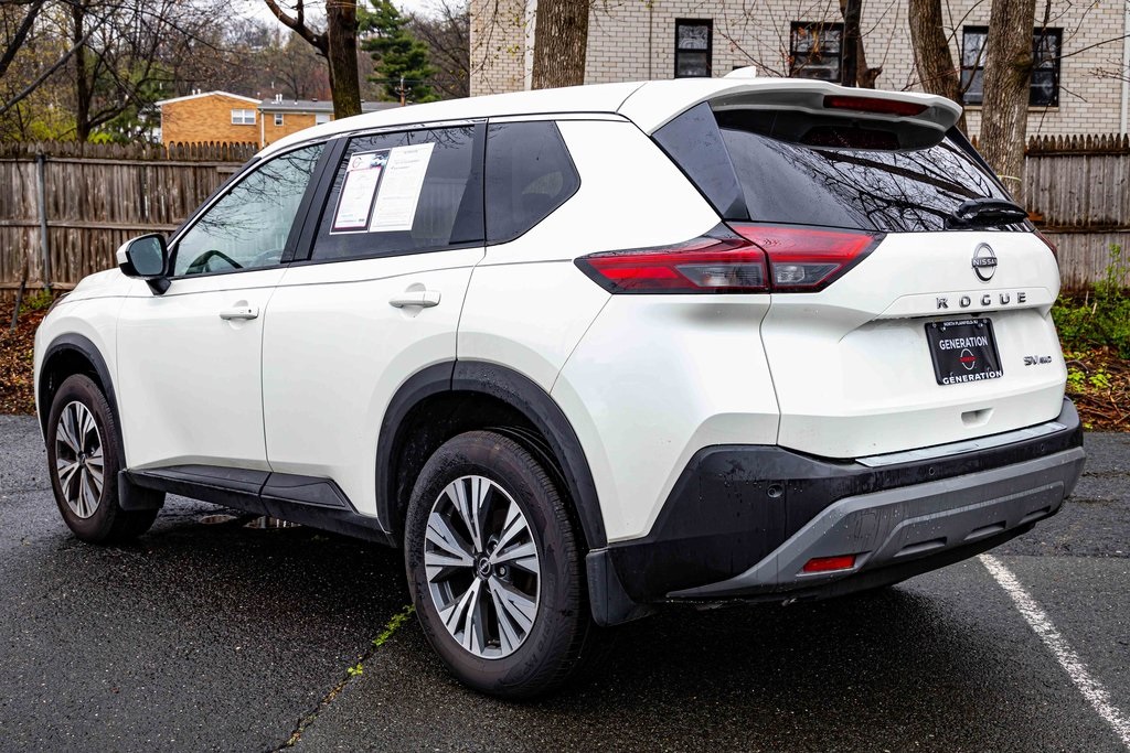 2023 Nissan Rogue SV photo 4