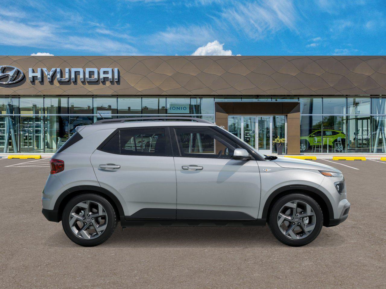 2025 Hyundai Venue SEL photo 20