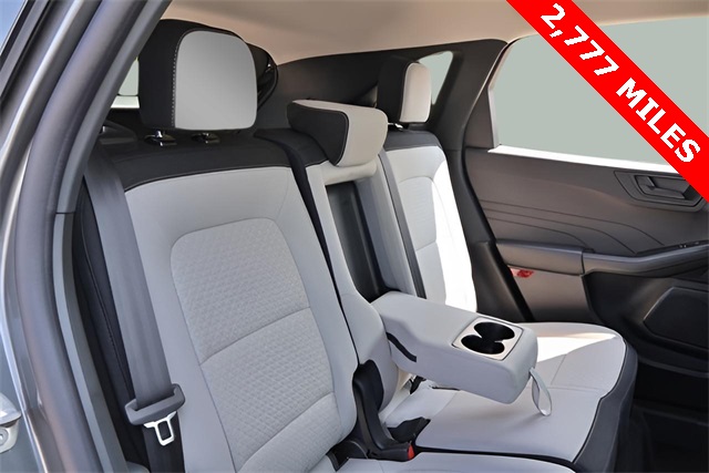 2025 Ford Escape Active photo 3