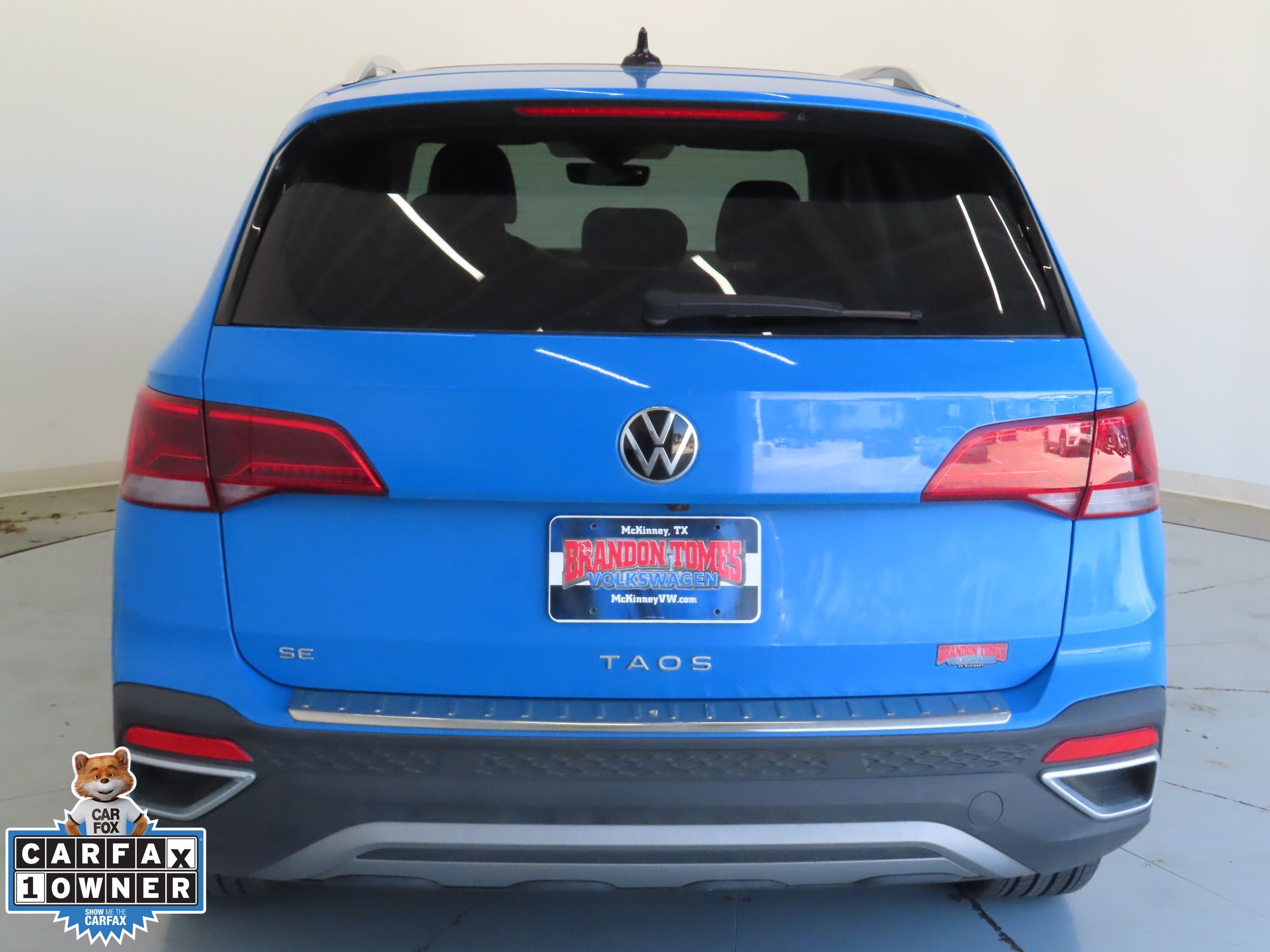 2024 Volkswagen Taos SE photo 4