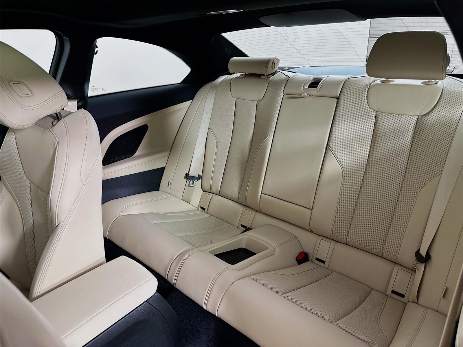 2025 Bmw 230i xDrive photo 25