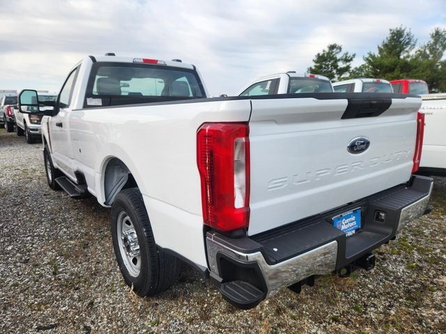 2023 Ford F-350 XL photo 2