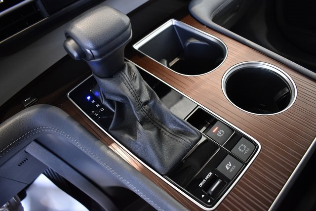 2024 Toyota Sienna LE photo 19