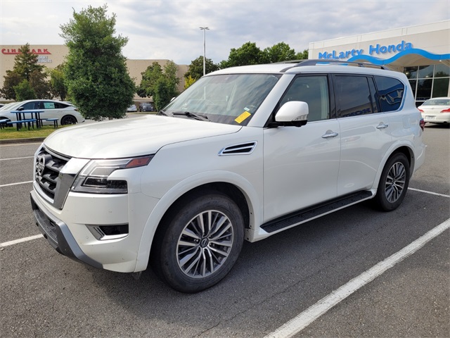 2023 Nissan Armada SL photo 3