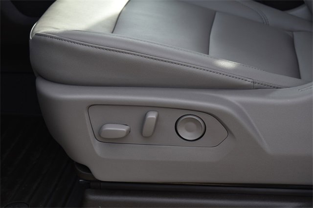 2025 Chevrolet Silverado 2500HD LT photo 14