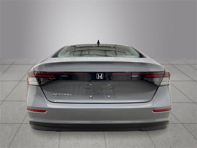 2025 Honda Accord SE photo 4