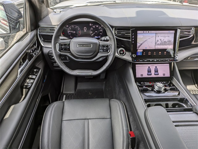 2024 Jeep Grand Wagoneer II photo 12