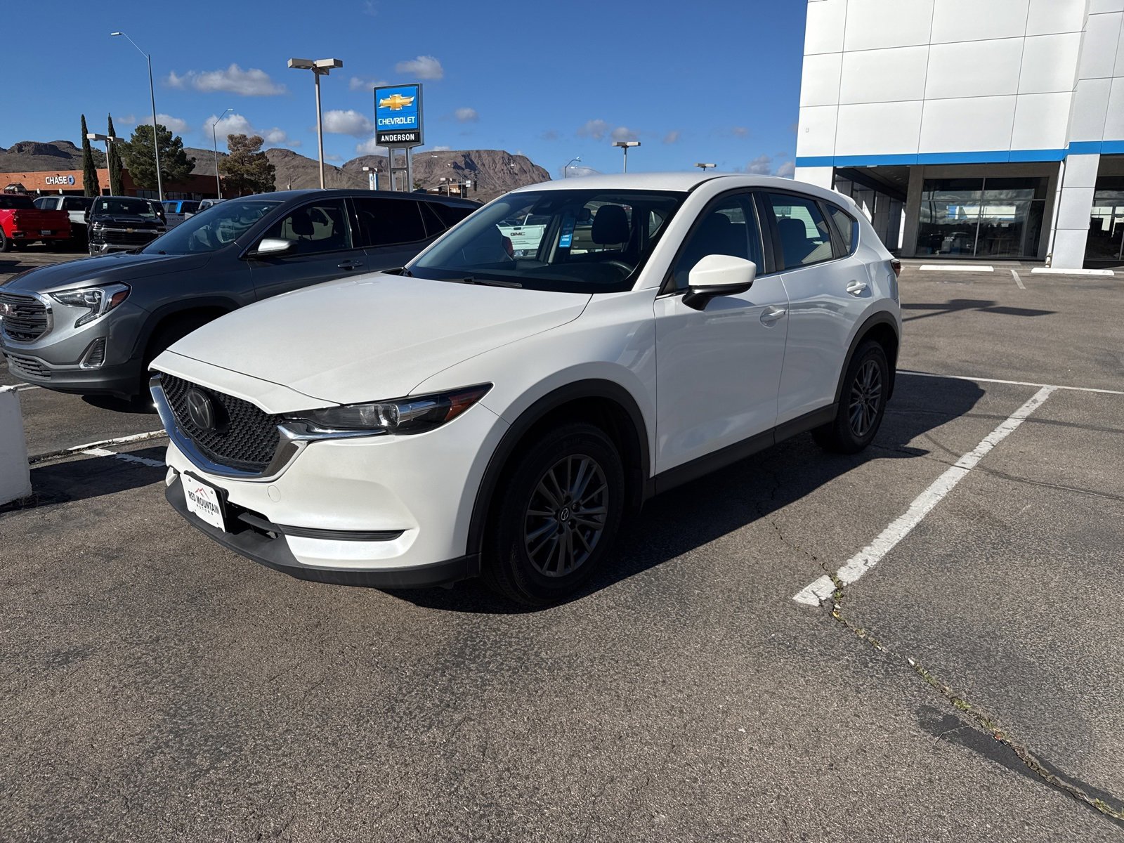2020 Mazda CX-5 Sport's photo