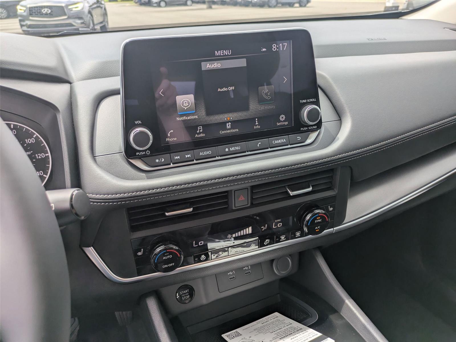 2026 Nissan Rogue SV photo 17