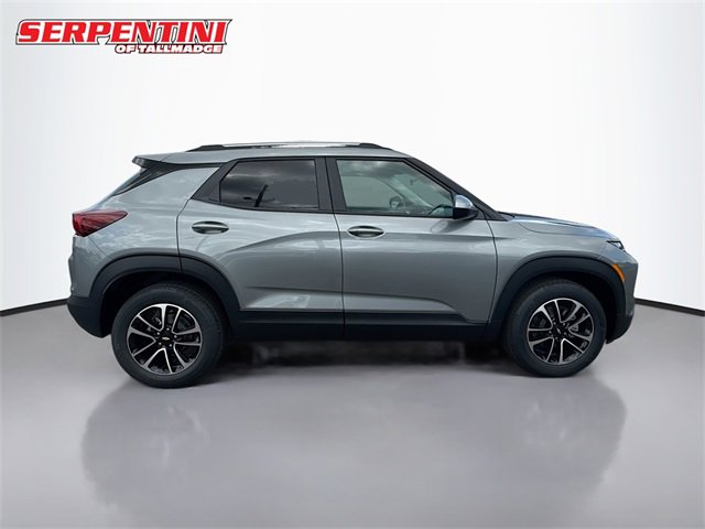2026 Chevrolet Trailblazer LT photo 4