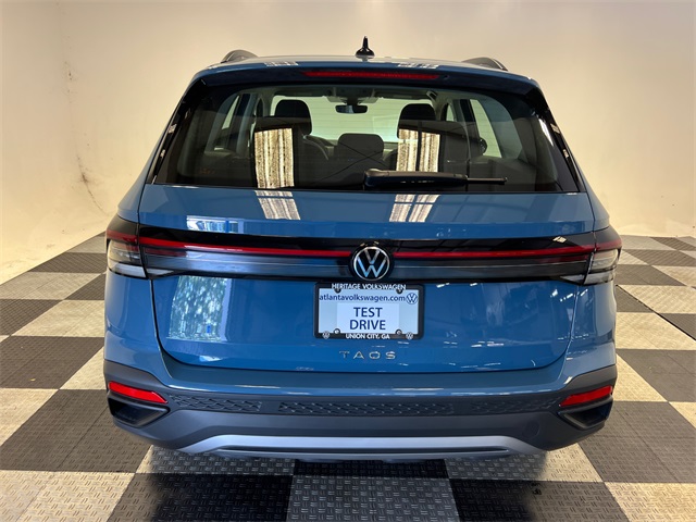 2025 Volkswagen Taos S photo 4