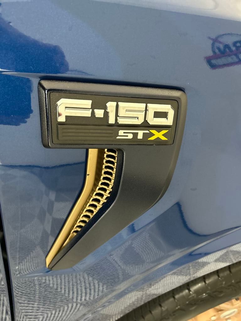 2025 Ford F-150 STX photo 16