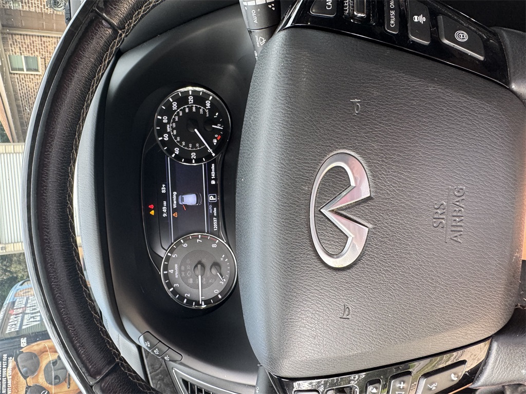 2020 Infiniti QX80 Luxe photo 7