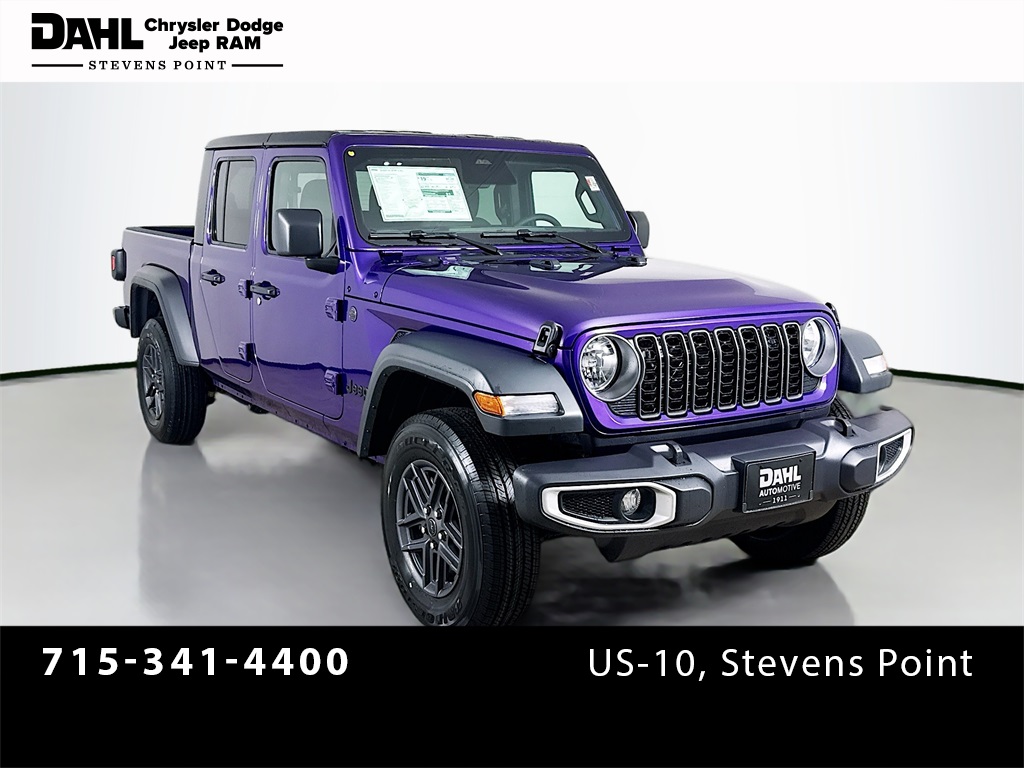 2026 Jeep Gladiator Sport S's photo