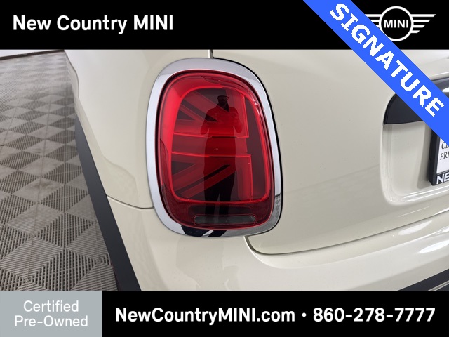 2023 Mini Cooper Signature photo 11