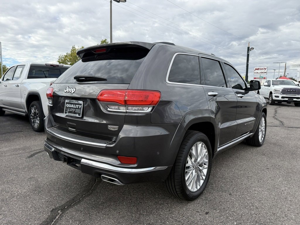 2017 Jeep Grand Cherokee Summit photo 4