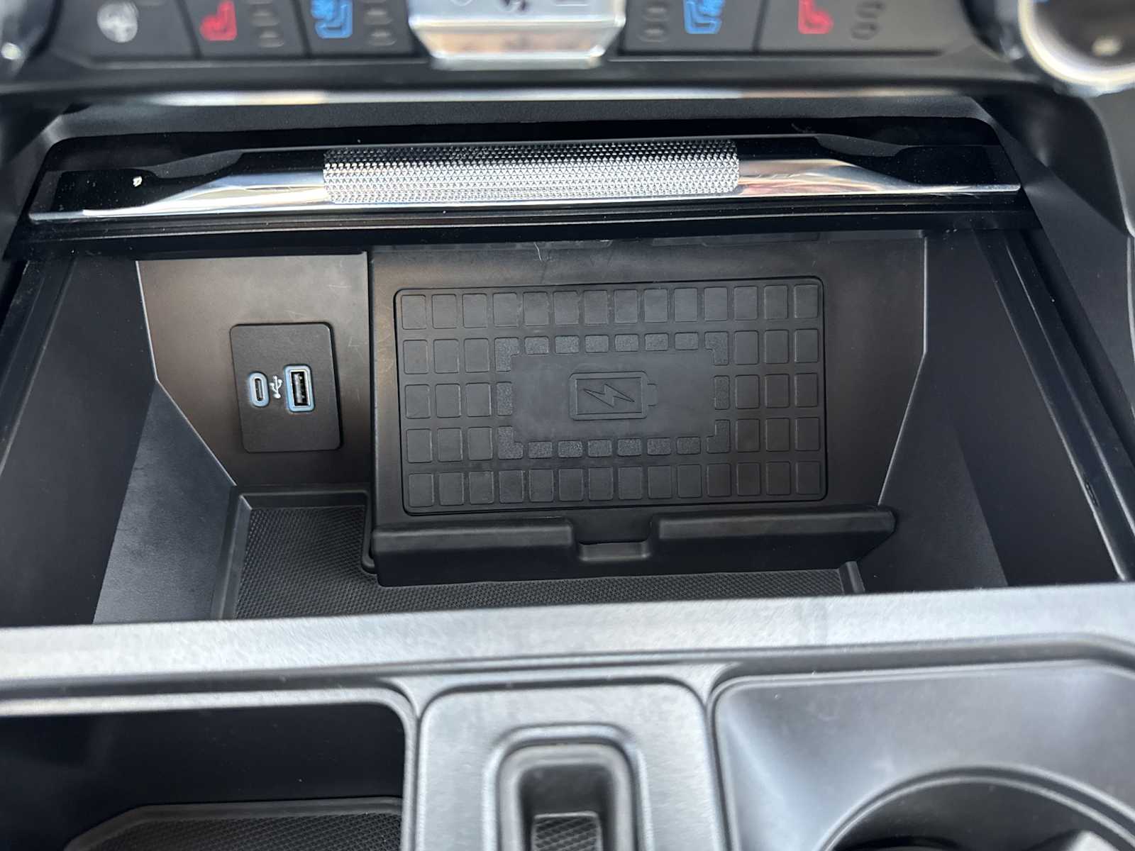2022 Ford F-150 Lariat photo 30