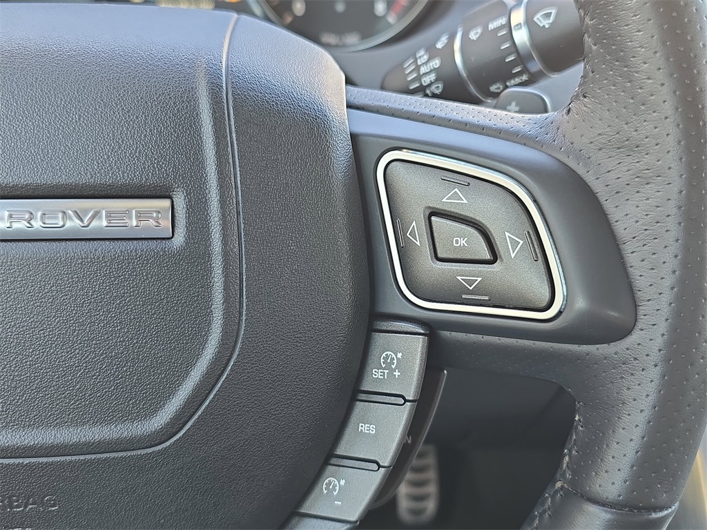 2018 Land Rover Range Rover Evoque HSE Dynamic photo 17