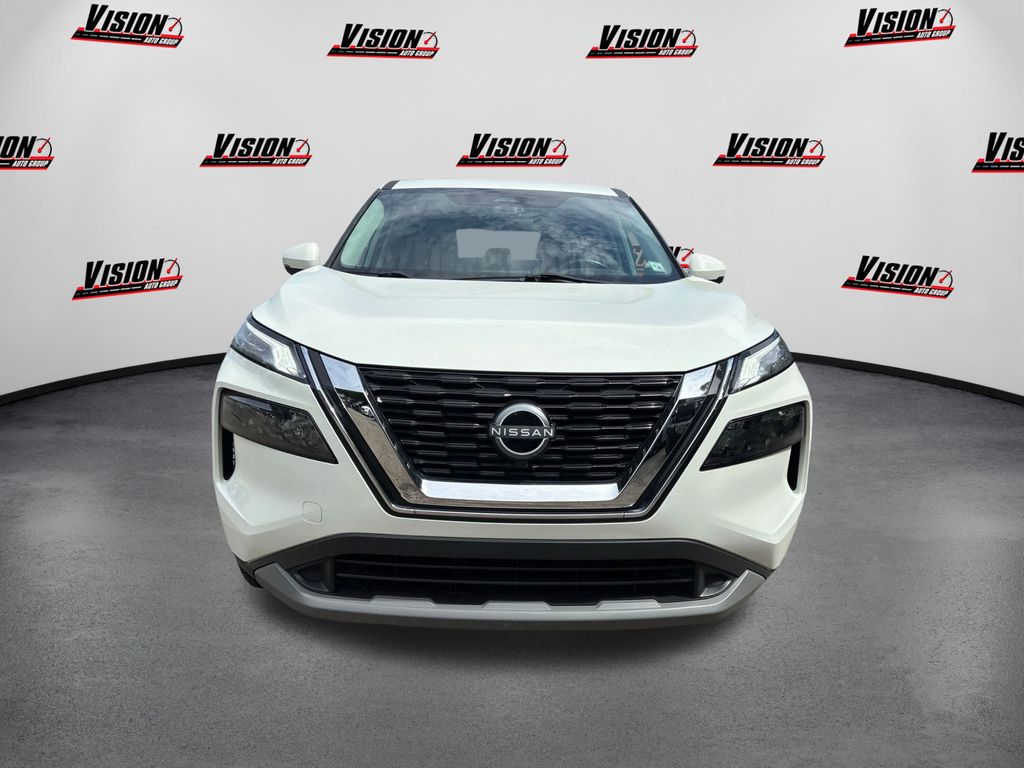 2022 Nissan Rogue S photo 2