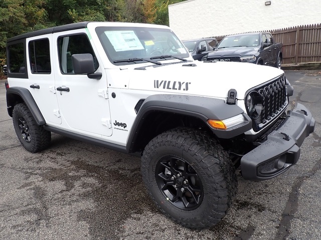 2025 Jeep Wrangler Willys photo 9