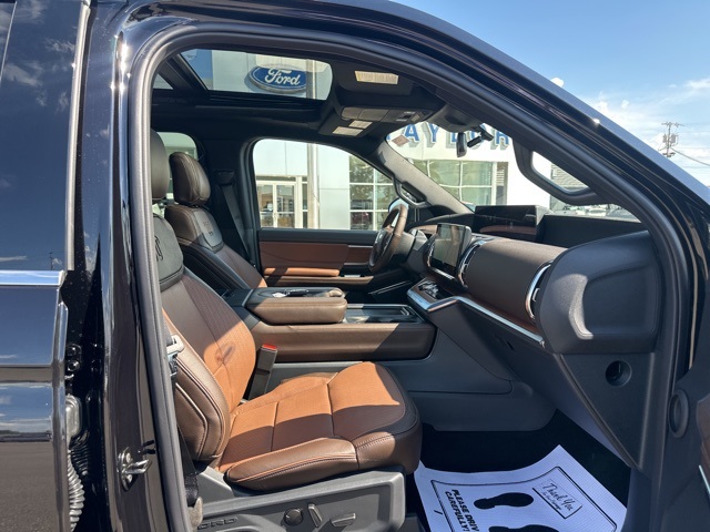 2025 Ford Expedition King Ranch MAX photo 10