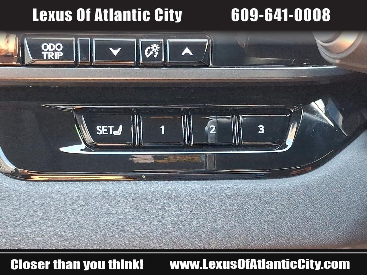 2024 Lexus RX 350 Luxury photo 23
