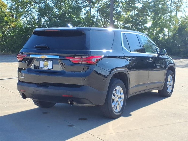 2023 Chevrolet Traverse 1LS photo 4