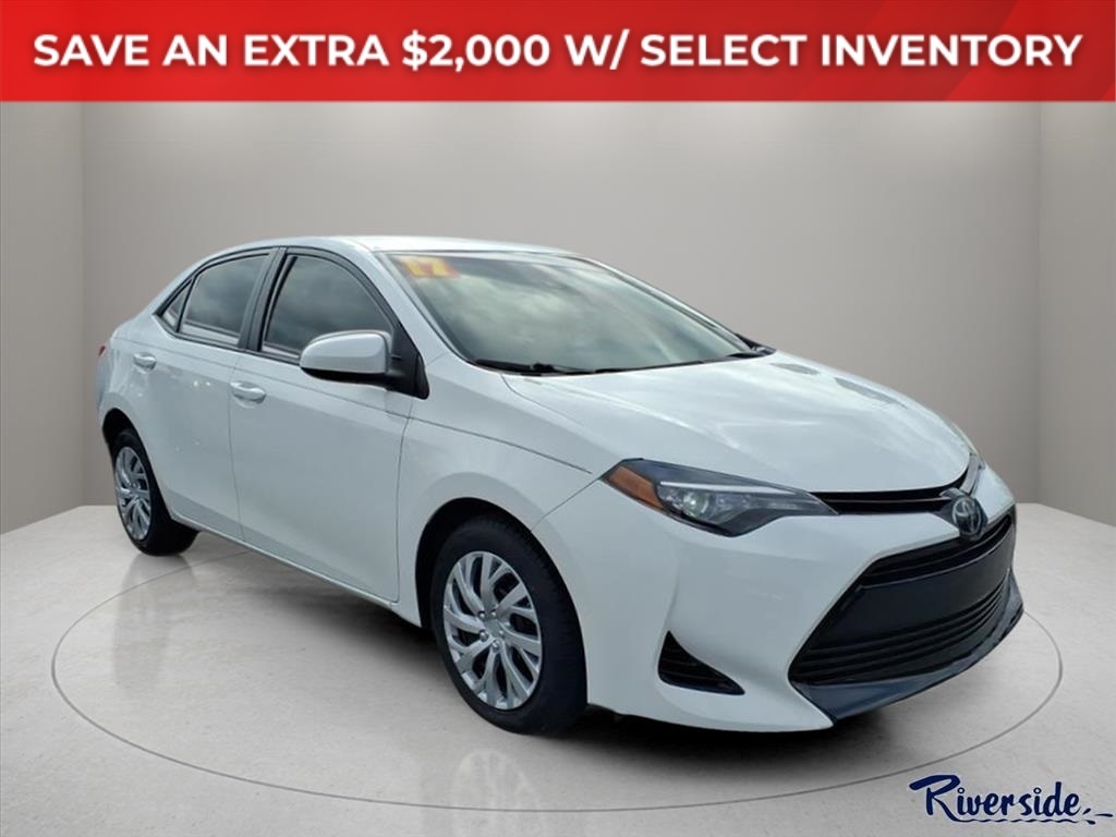 2017 Toyota Corolla LE's photo