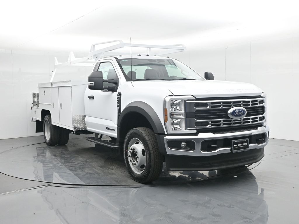 2025 Ford F-450 photo 55